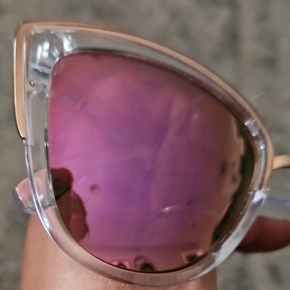 Quay Womens My Girl Pink Mirrored Lens With Clear Frame Summer Festival Sunglass main image 4